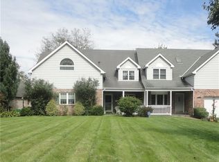 1009 Lakemont Dr, Bridgeville, PA
