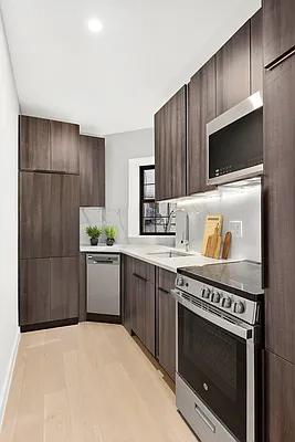 Rented by Fountain Realty Group | media 34