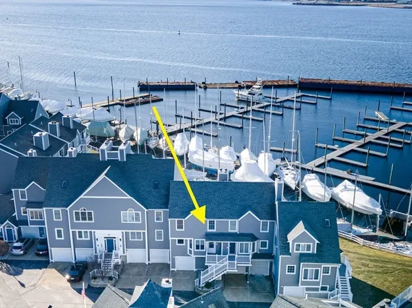 700 Shore Dr Unit 613, Fall River, MA 02721