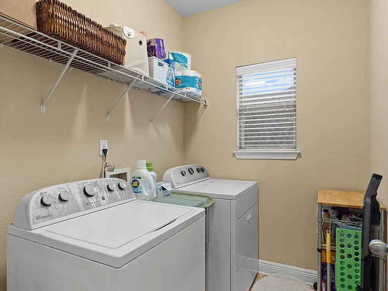 711 Lime Ln — Photo 24