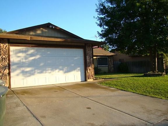 2nd image of 8320 Summer Sunset Dr