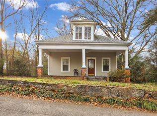 1084 3rd St, Stone Mountain, GA 30083