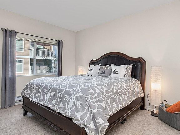 4th image of 21265 40th Way S Unit B