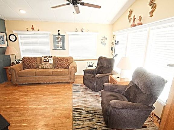 4th image of 1703 N Thornton Rd #679