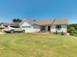 3477 John Taylor Rd, Woodlawn, TN 37191