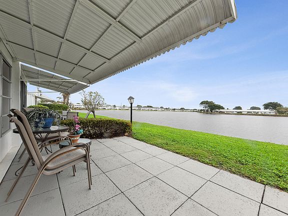 3rd image of 1118 Lake Terrace #110