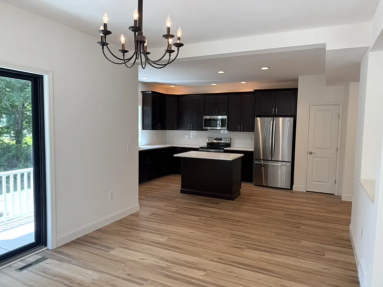 492 Clifton Park Center Rd #A — Photo 5