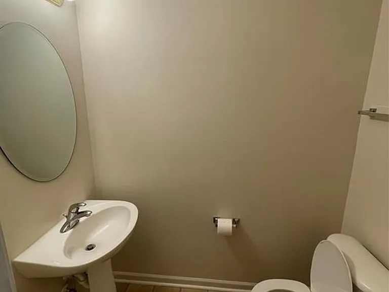 1615 Oak Leaf Dr NW — Photo 21