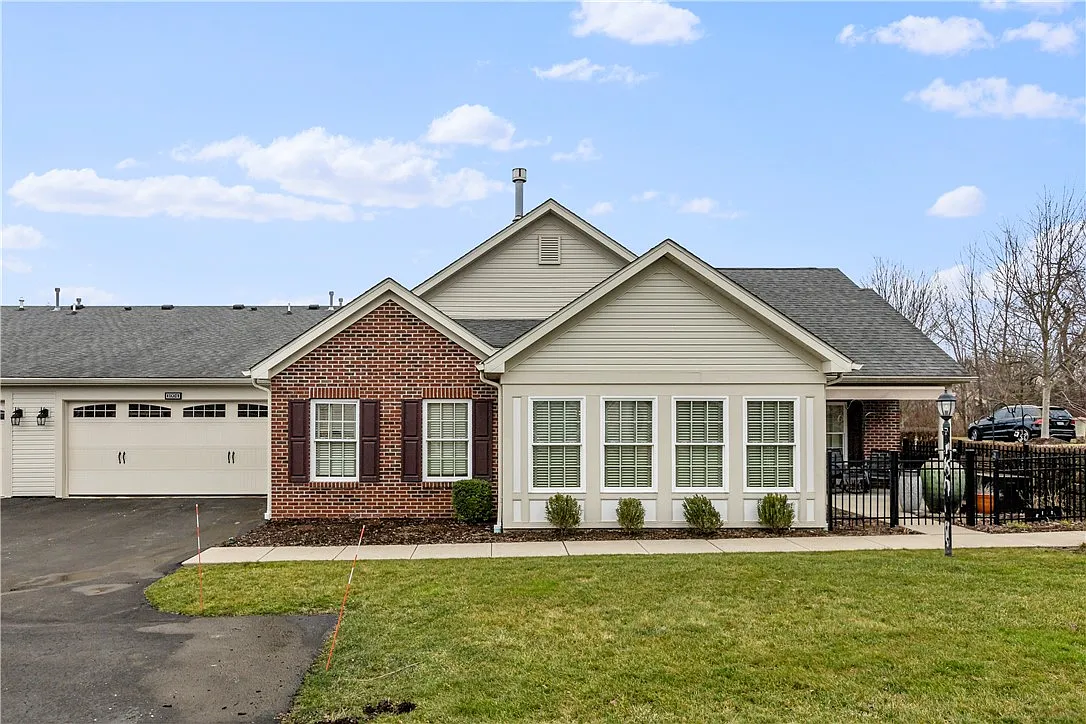 1004 Wealdstone Rd photo 1