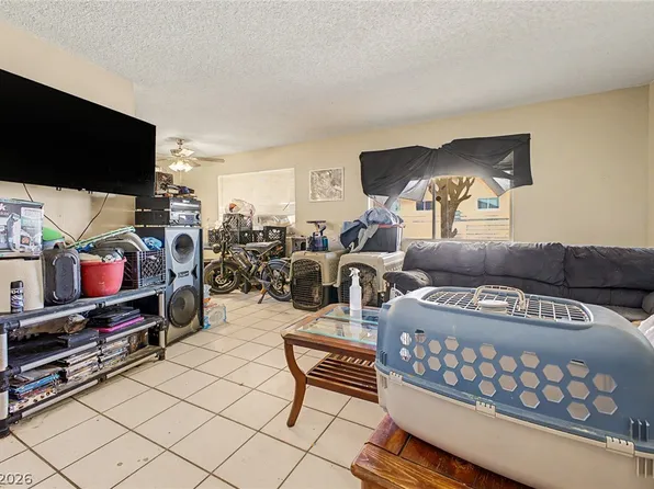 5015 Carmel Ave, Las Vegas, NV 89122