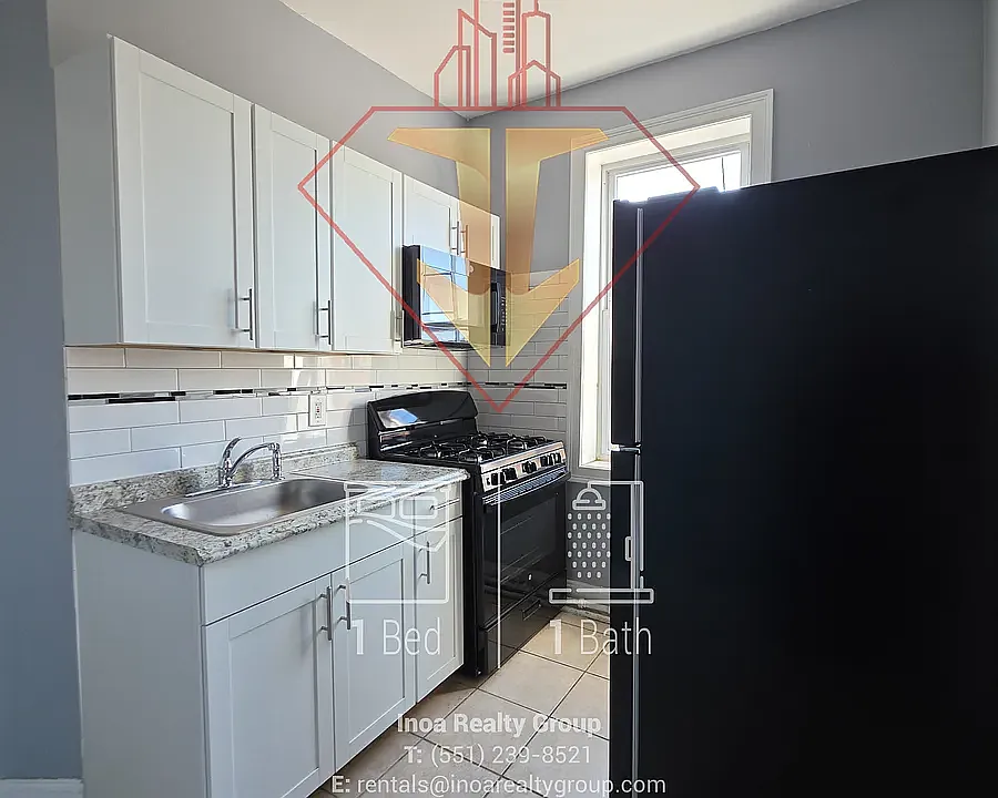 662 Avenue A #17