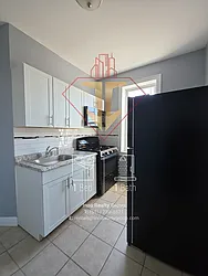 662 Avenue A, #17