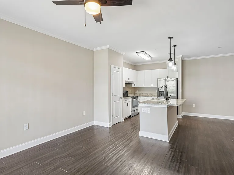 McDowell Creek Court — Photo 14