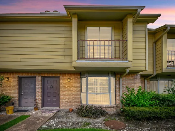 9350 Country Creek Dr APT 5, Houston, TX 77036