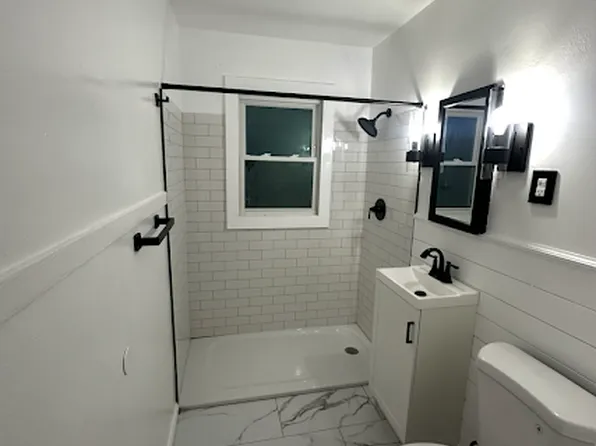 235 E Hillcrest Ave, Dayton, OH