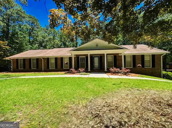 2571 Victory Dr, Douglasville, GA 30135