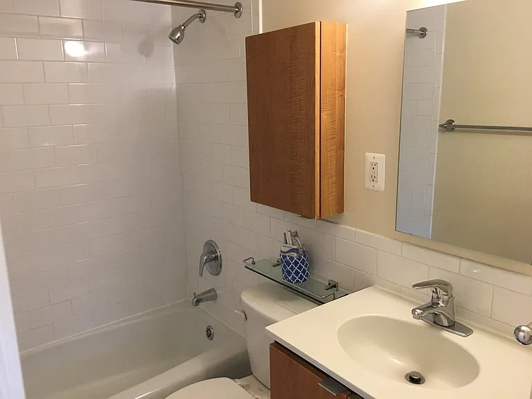 1255 New Hampshire Ave NW — Photo 211