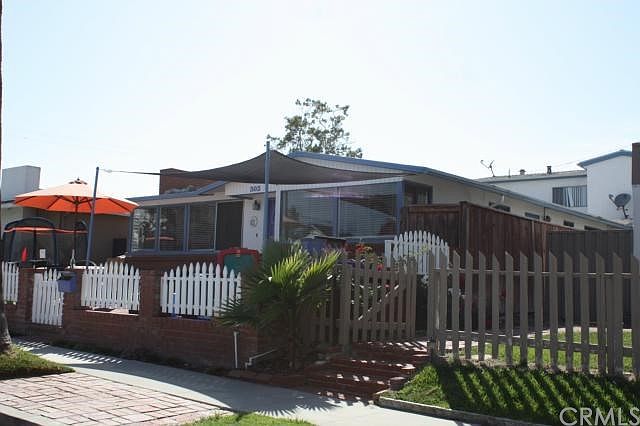 1st image of 303 Goldenrod Ave #2