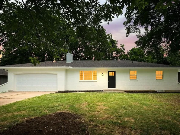 5913 Noland Rd, Shawnee, KS 66216