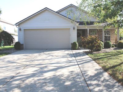 11819 Igneous Dr, Fishers, IN, 46038