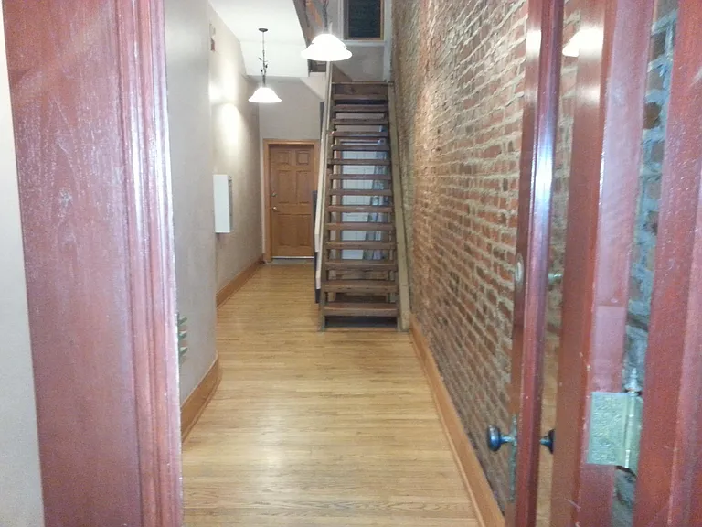 313 N 34th St #1F — Photo 2