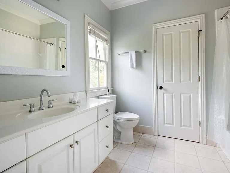 988 Carmel Ave NE #A — Photo 33
