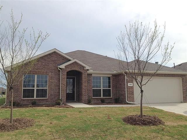 1st image of 440 Windridge Dr