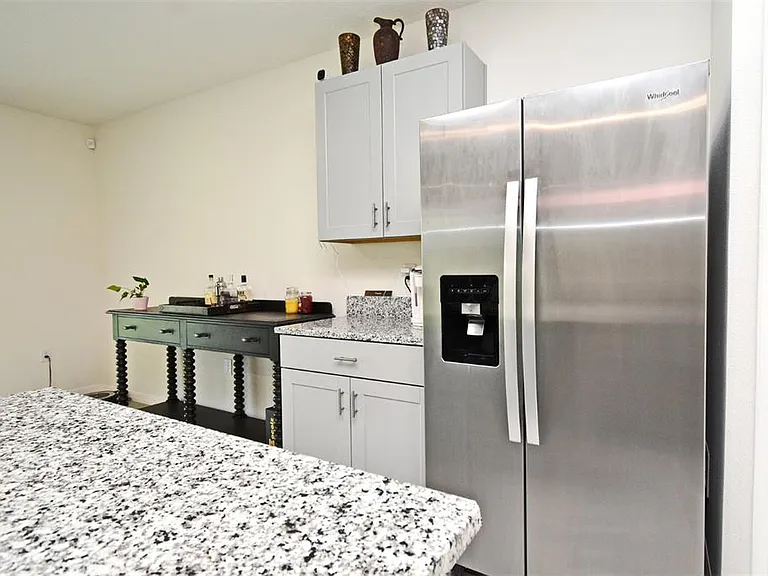 440 Baroness Way — Photo 17