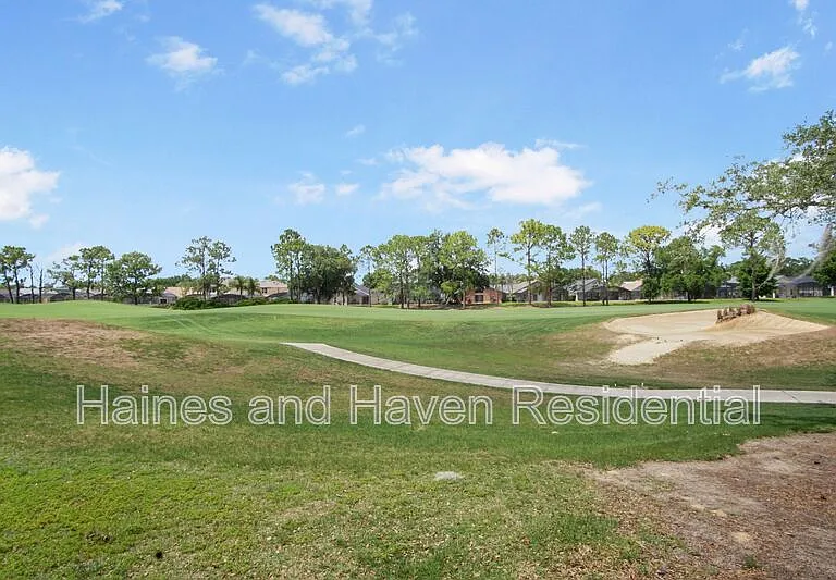 2492 Saint Augustine Blvd — Photo 26