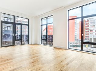 38-38 32nd St #722, Long Island City, NY 11101