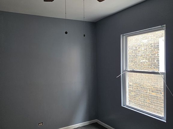 5th image of 8019 S Wood St #2