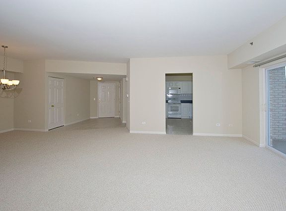 2nd image of 927 Elderberry Cir Unit 303