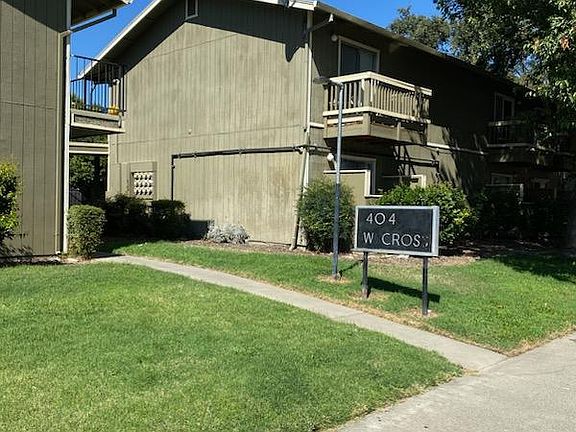 5th image of 404 W Cross St APT 2