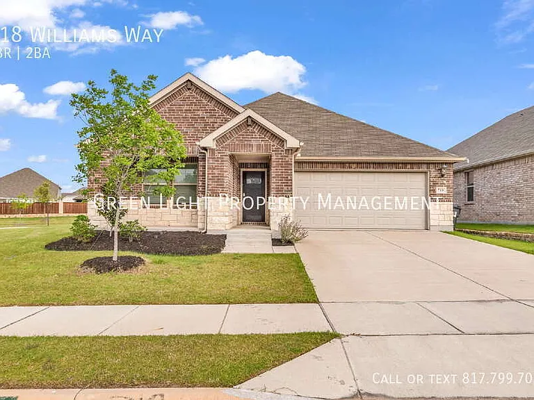718 Williams Way — Photo 1
