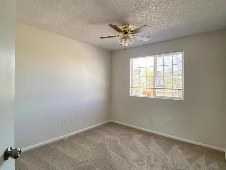 3824 S Kirk Way — Photo 19