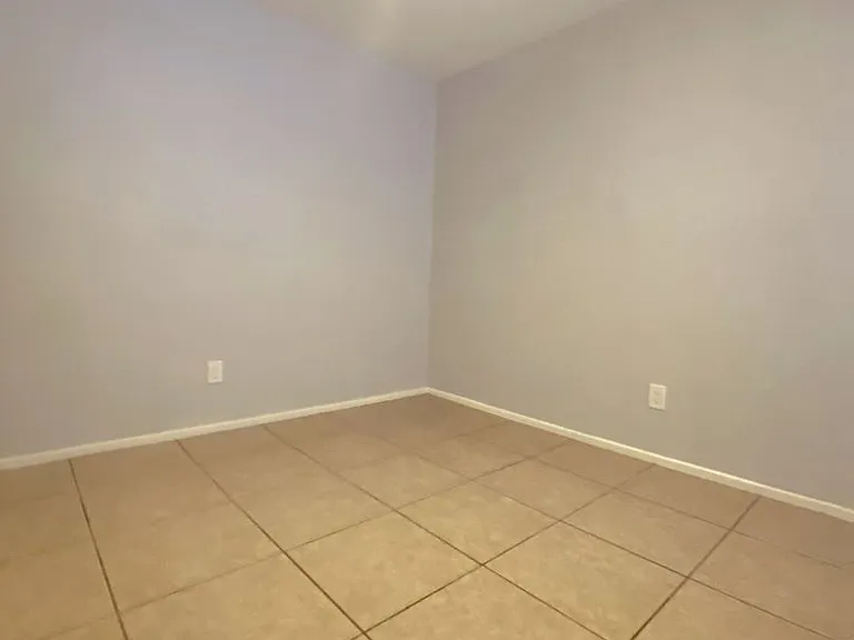 3027 E Grandview Rd — Photo 21