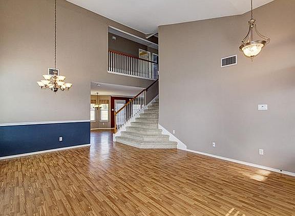 5th image of 3400 Campanella Dr