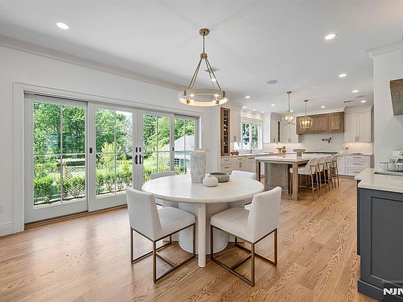 5th image of 91 Brookside Rd