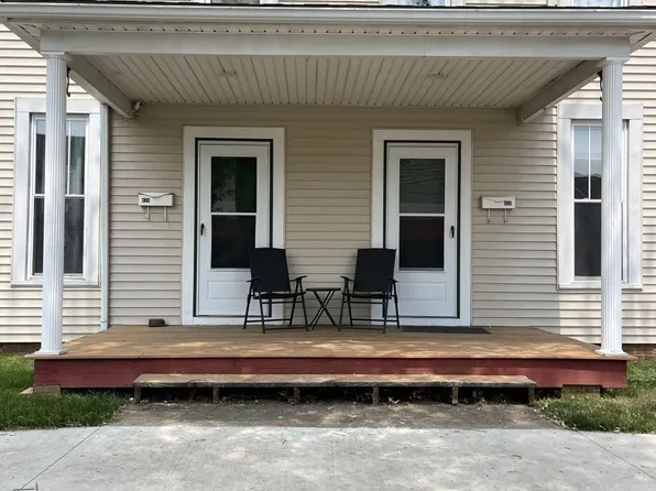 424/426 Chestnut St, Nelsonville, OH 45764