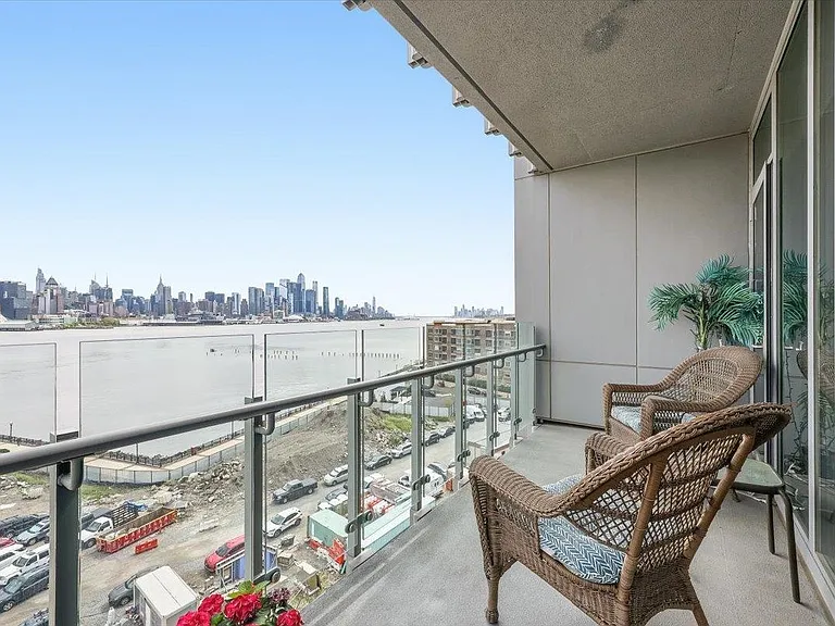 9 Avenue At Port Imperial #806 — Photo 8