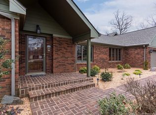241 Indian Hills Dr NE, Corydon, IN