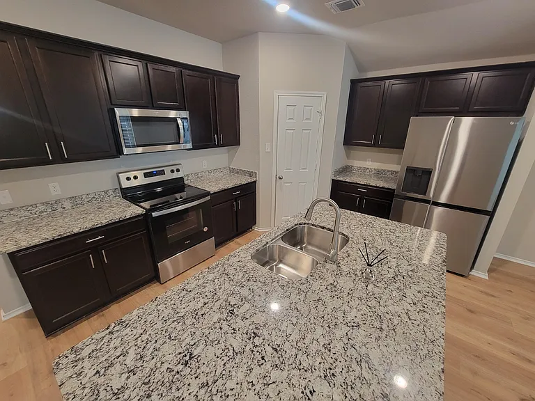 8602 Brahma Plains Rd — Photo 5