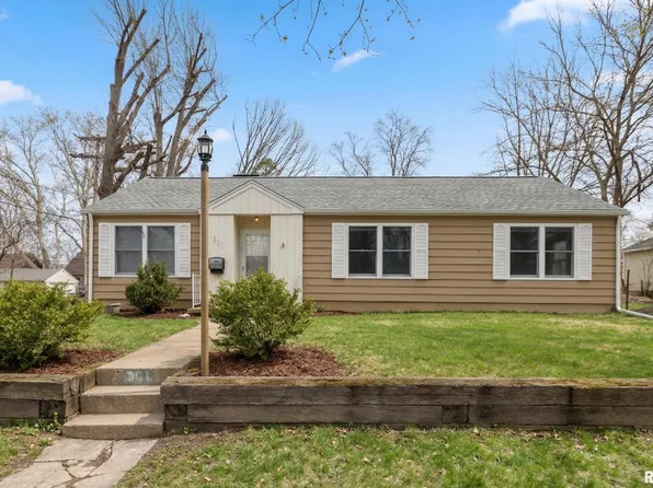 301 E Melbourne Ave, Peoria, IL 61603