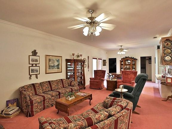 4th image of 2534 Lincoln Dr