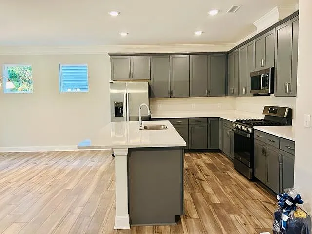 2125 Seneca Dr — Photo 12