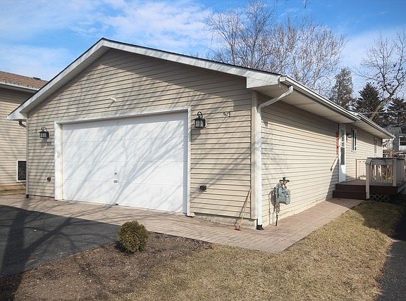 3rd image of 333 N Prospect Dr