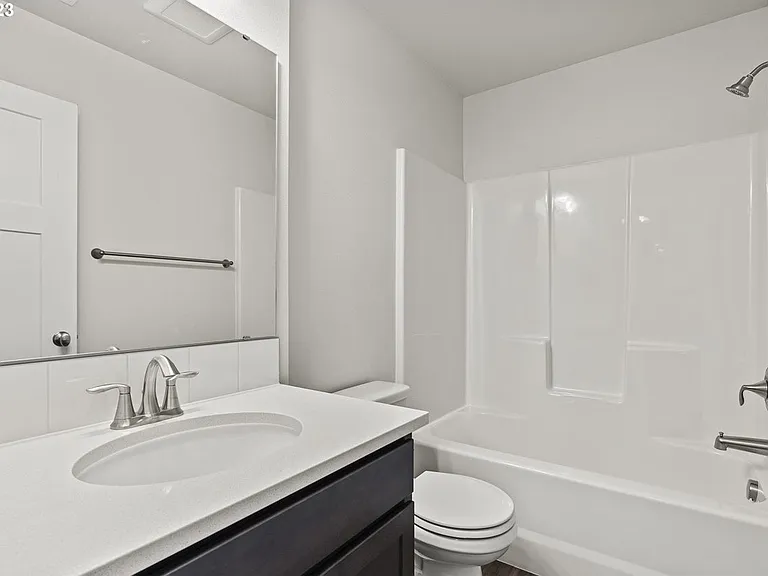 208 W A St #2 — Photo 17
