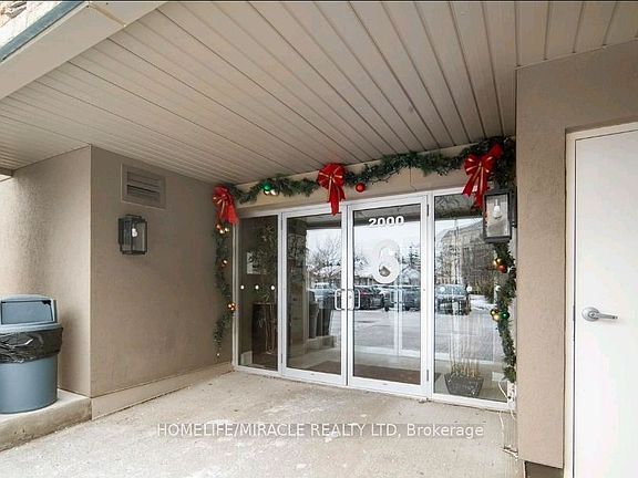 3rd image of 6 Dayspring Cir #2203