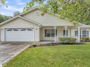 427 Maplewood Cir, Greer, SC 29651