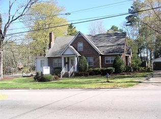 1004 Dabney Dr, Henderson, NC 27536